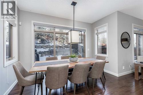 31 St Moritz Terrace Sw, Calgary, AB - Indoor Photo Showing Dining Room