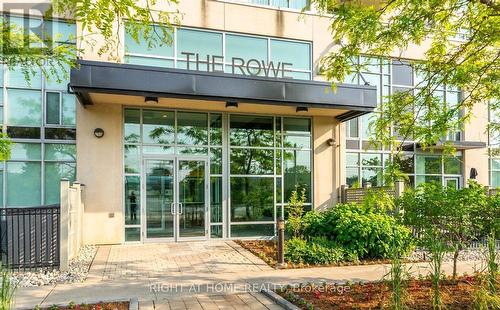 711 - 1600 Charles Street, Whitby (Port Whitby), ON - Indoor Photo Showing Kitchen