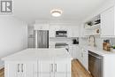 711 - 1600 Charles Street, Whitby (Port Whitby), ON  - Indoor Photo Showing Kitchen With Stainless Steel Kitchen With Upgraded Kitchen 