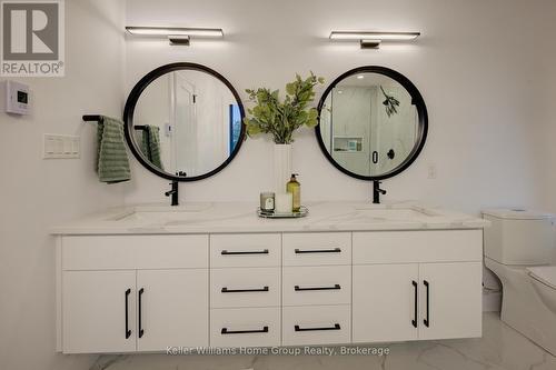 62 Lovett Lane, Guelph (Kortright West), ON - Indoor Photo Showing Bathroom