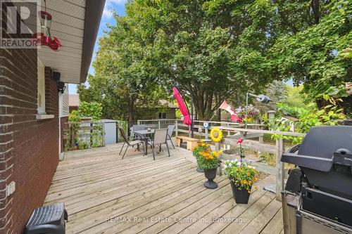 33 Hastings Boulevard, Guelph (Grange Road), ON - Outdoor With Deck Patio Veranda With Exterior