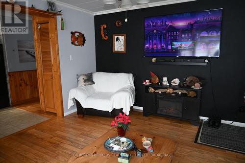 248 Cemetery Road, Gananoque, ON - Indoor