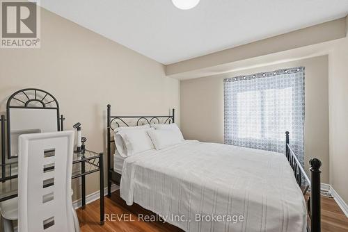 69 - 6767 Thorold Stone Road, Niagara Falls (Stamford), ON - Indoor Photo Showing Bedroom
