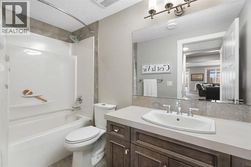52 Elgin Estates View Se, Calgary, AB - Indoor Photo Showing Bathroom