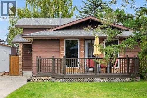 40 Bergen Place Nw, Calgary, AB - Outdoor With Deck Patio Veranda