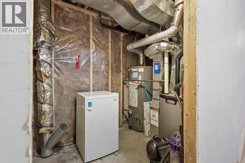 40 Bergen Place Nw, Calgary, AB - Indoor Photo Showing Basement