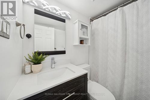 303 - 1540 Pickering Parkway, Pickering, ON - Indoor Photo Showing Bathroom
