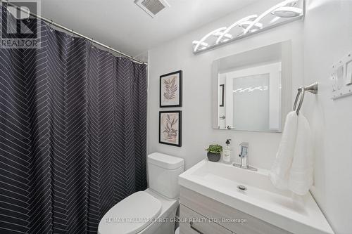303 - 1540 Pickering Parkway, Pickering, ON - Indoor Photo Showing Bathroom