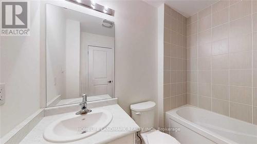 484 Arthur Bonner Avenue, Markham, ON - Indoor Photo Showing Bathroom