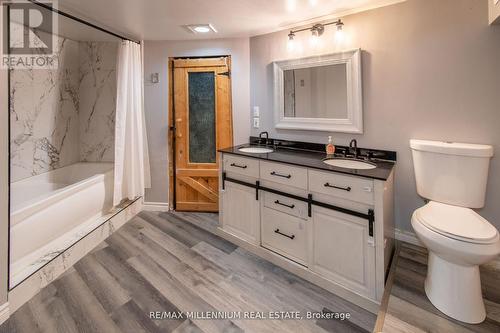 3021 Pinegrove Road, Springwater, ON - Indoor Photo Showing Bathroom