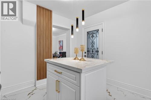 23 Edward Street, Hamilton, ON - Indoor