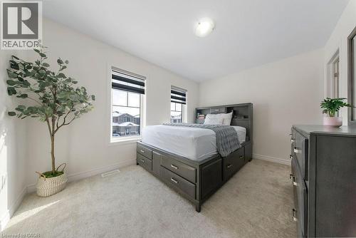 175 Blackbird Way, Mount Hope, ON - Indoor Photo Showing Bedroom