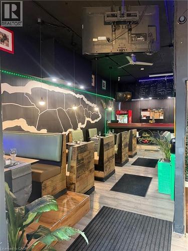 Seating - 597 King Street, Hamilton, ON 