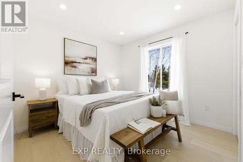 40 Hutchinson Court, Trent Hills, ON - Indoor Photo Showing Bedroom