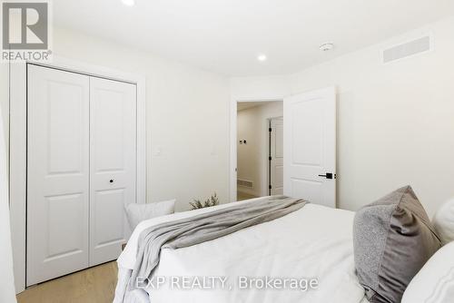 40 Hutchinson Court, Trent Hills, ON - Indoor Photo Showing Bedroom