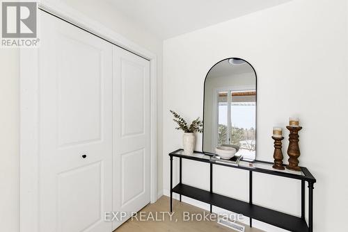 40 Hutchinson Court, Trent Hills, ON - Indoor Photo Showing Other Room
