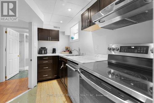 18 Tecumseh Avenue E, London South (South F), ON - Indoor Photo Showing Kitchen