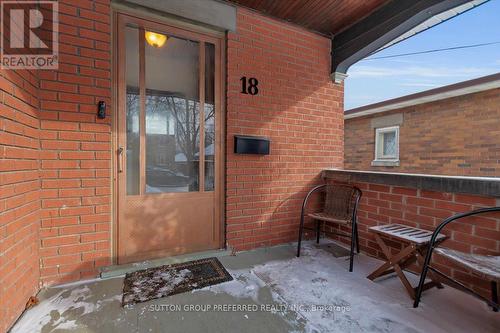18 Tecumseh Avenue E, London South (South F), ON - Outdoor With Deck Patio Veranda With Exterior