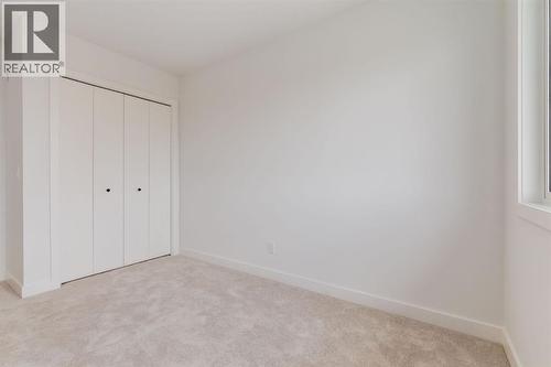 267 Sora Boulevard, Calgary, AB - Indoor Photo Showing Other Room