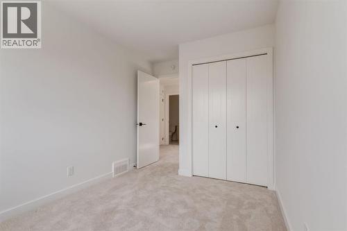 267 Sora Boulevard, Calgary, AB - Indoor