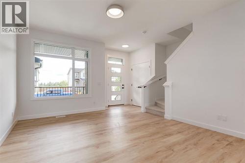 267 Sora Boulevard, Calgary, AB - Indoor Photo Showing Other Room