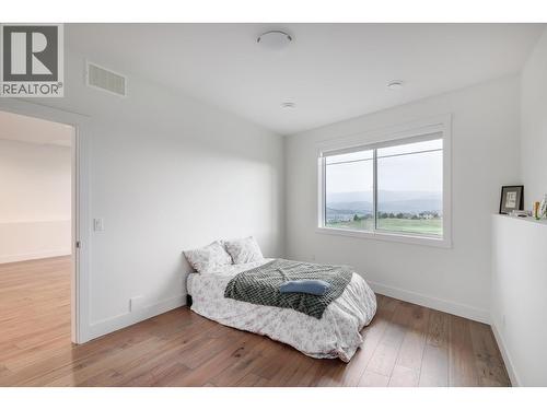 1428 Tower Ranch Drive, Kelowna, BC - Indoor Photo Showing Bedroom