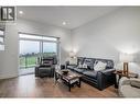 1428 Tower Ranch Drive, Kelowna, BC  - Indoor Photo Showing Living Room 