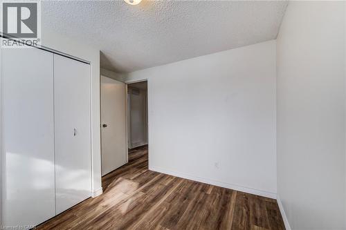 839 Doon Village Road, Kitchener, ON - Indoor Photo Showing Other Room