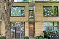 293 Mutual Street  Toronto, ON M4Y 1X6