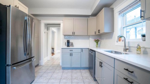 2 Mcdonald Avenue, London North, ON - Indoor Photo Showing Kitchen With Double Sink