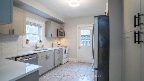 2 Mcdonald Avenue, London North, ON - Indoor Photo Showing Kitchen With Double Sink