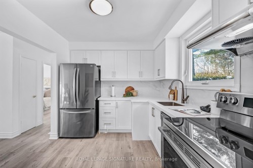 53 Wallingford Road, Toronto, ON - Indoor Photo Showing Kitchen