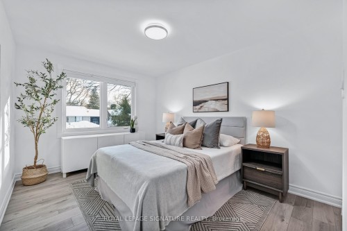53 Wallingford Road, Toronto, ON - Indoor Photo Showing Bedroom