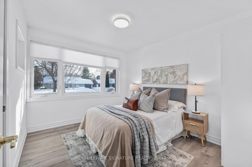 53 Wallingford Road, Toronto, ON - Indoor Photo Showing Bedroom