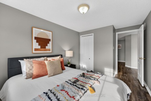 73 Montgomery Boulevard, Orangeville, ON - Indoor Photo Showing Bedroom