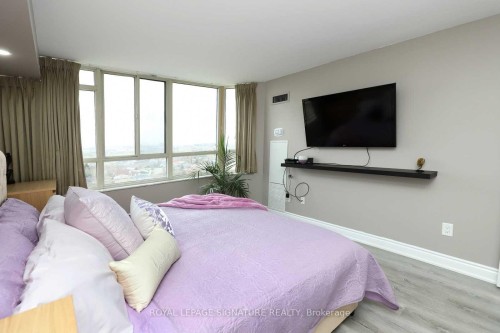 1101-100 County Court Boulevard, Brampton, ON - Indoor Photo Showing Bedroom