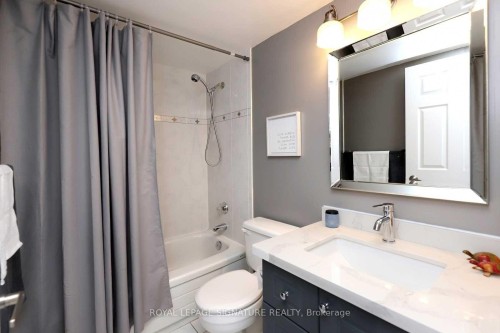 1101-100 County Court Boulevard, Brampton, ON - Indoor Photo Showing Bathroom