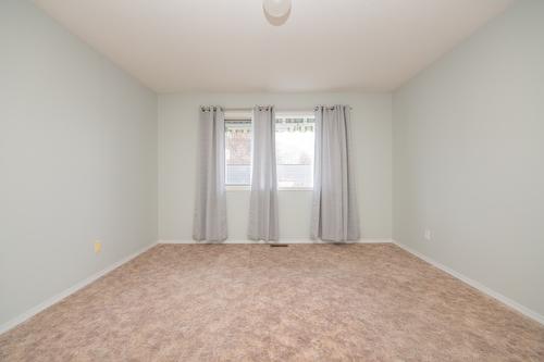 87-3900 27 Avenue, Vernon, BC - Indoor Photo Showing Other Room