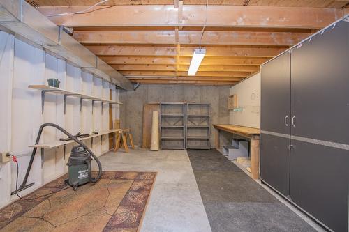 87-3900 27 Avenue, Vernon, BC - Indoor Photo Showing Basement