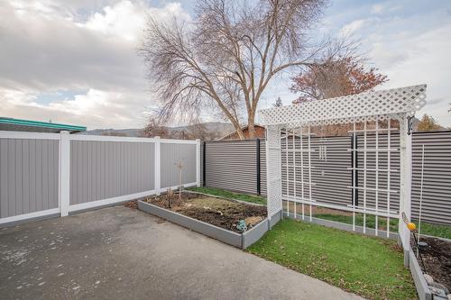 87-3900 27 Avenue, Vernon, BC - Outdoor