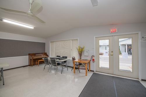 87-3900 27 Avenue, Vernon, BC - Indoor Photo Showing Other Room