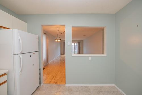 87-3900 27 Avenue, Vernon, BC - Indoor