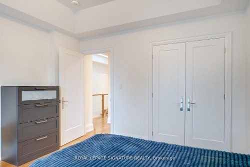 119B Hillside Avenue, Toronto, ON - Indoor Photo Showing Bedroom