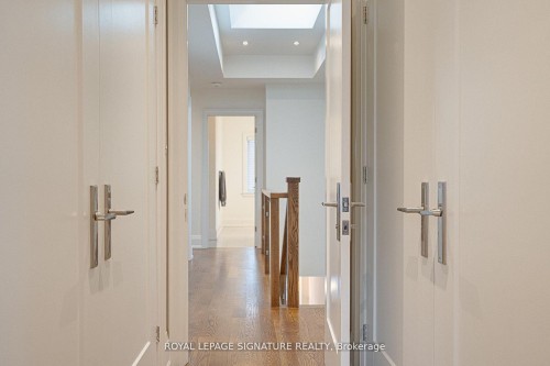 119B Hillside Avenue, Toronto, ON - Indoor