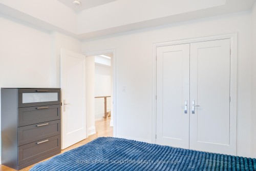 119B Hillside Avenue, Toronto, ON - Indoor Photo Showing Bedroom