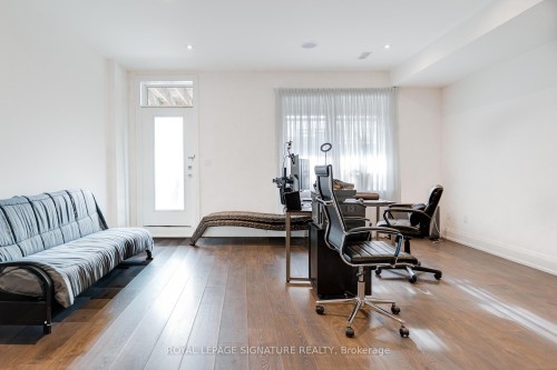 119B Hillside Avenue, Toronto, ON - Indoor Photo Showing Office
