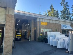 U4-4217 Glanford Ave  Saanich, BC V8Z 4B9