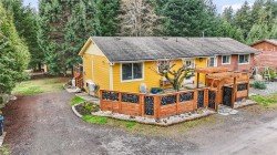 28-745 Church St  Gabriola Island, BC V0R 1X3