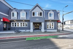 201-281 Canada Ave  Duncan, BC V9L 1T6