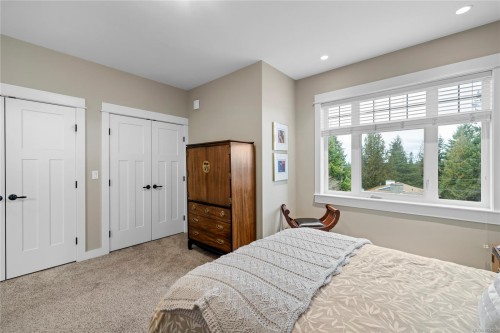 7-237 Second Ave West, Qualicum Beach, BC 